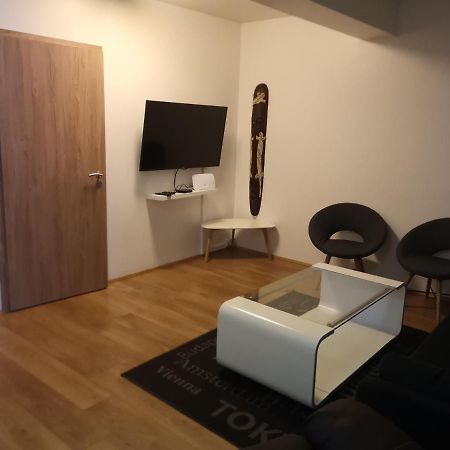 Acco Town Square Apartments آكيورِيْري المظهر الخارجي الصورة