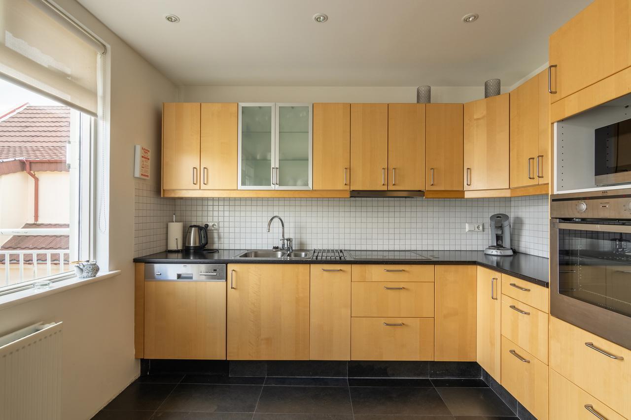 Acco Town Square Apartments آكيورِيْري المظهر الخارجي الصورة
